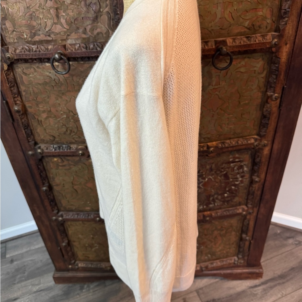 Rag & Bone Elegant Cream V-Neck Women's cashmere Sweater S/P - Picture 2 of 7